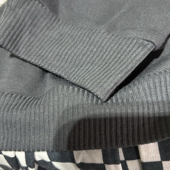 Lila & Jack 3pc. set Hoodie Sweatshirt,stretch checkered leggings,sunglasses - Picture 6 of 6